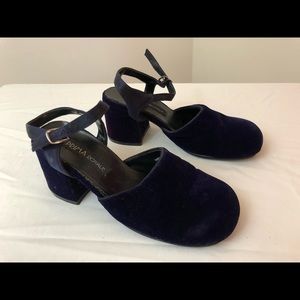 Purple Velvet Chunky Heel with Ankle Strap W Sz7M